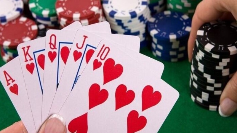 Bộ mạnh nhất trong bảng xếp hạng Poker