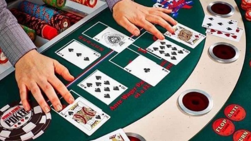 Chi tiết về luật chơi poker 5 lá